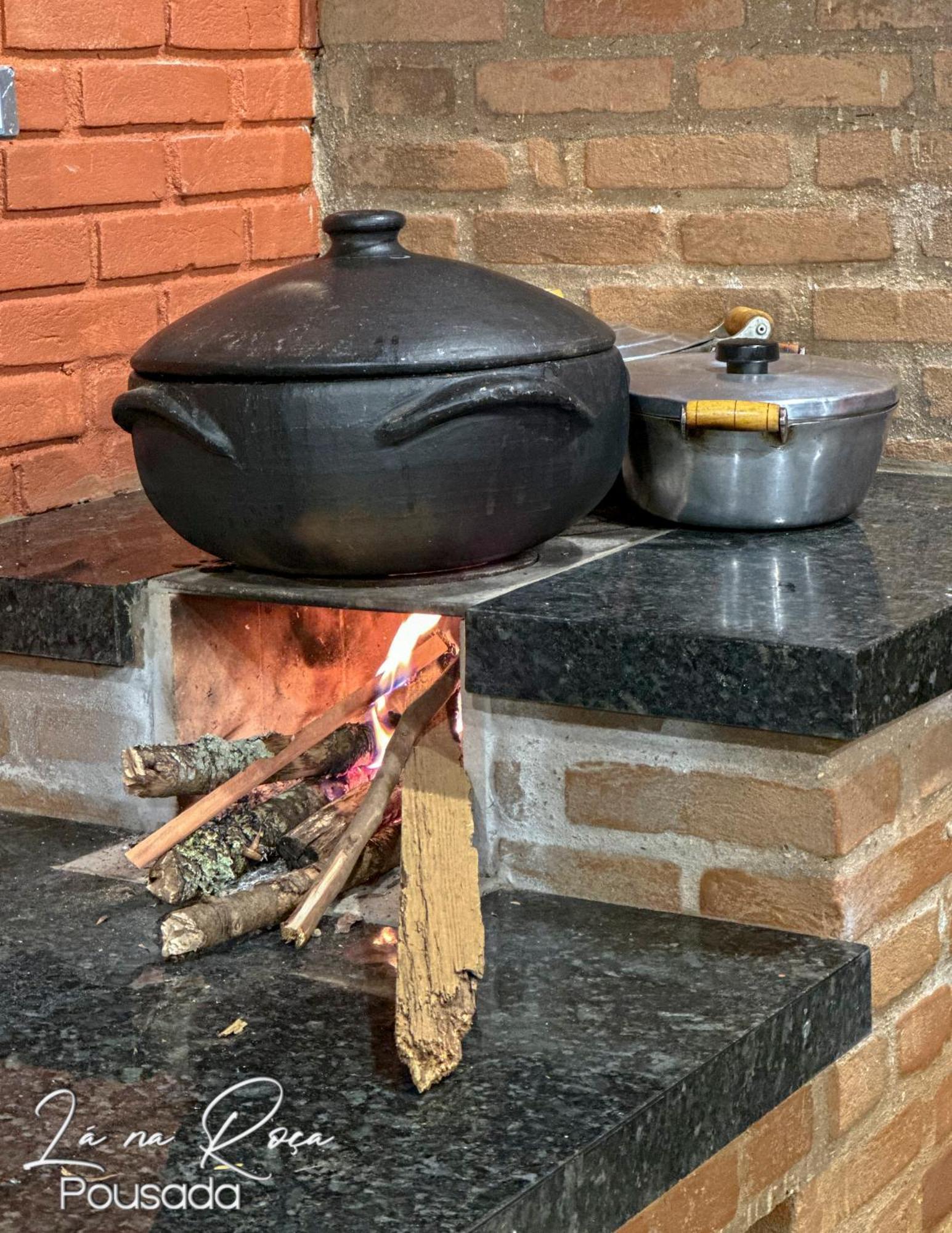Pousada La Na Roca Paraisópolis Buitenkant foto